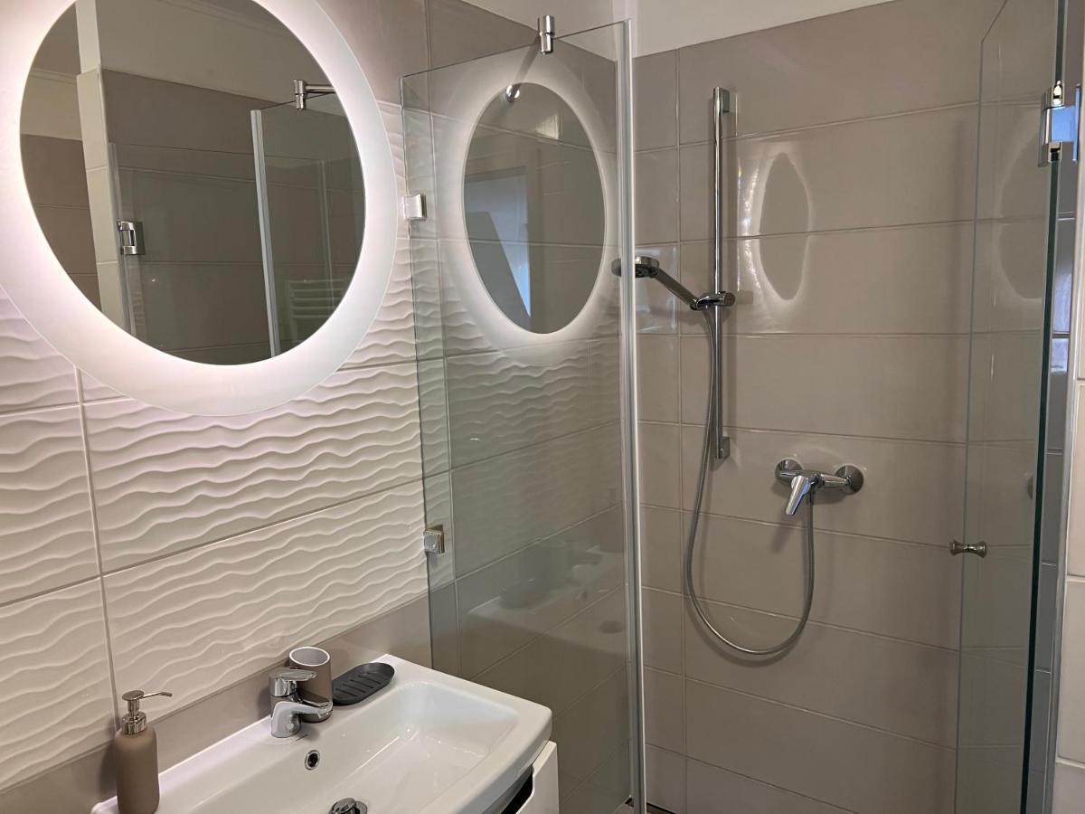 Panorama View Apartment In City Center Хевіз Екстер'єр фото