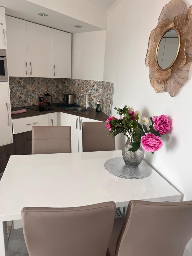 Panorama View Apartment In City Center Хевіз Екстер'єр фото