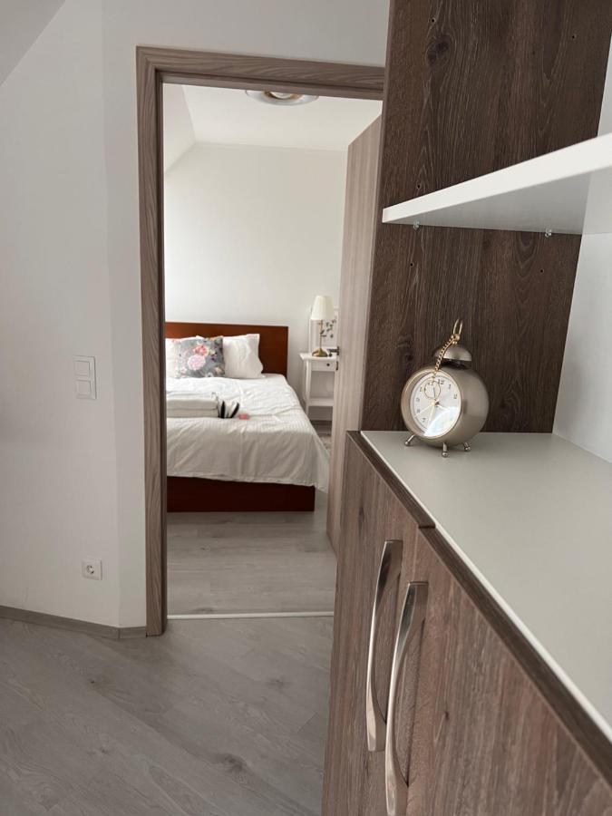 Panorama View Apartment In City Center Хевіз Екстер'єр фото